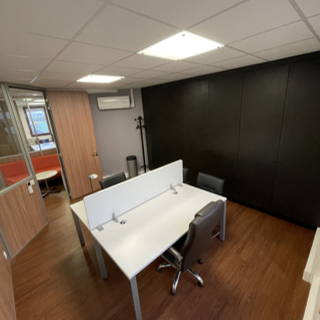 Bureau privé 15 m² 2 postes Location bureau Rue de Mantes Colombes 92700 - photo 3